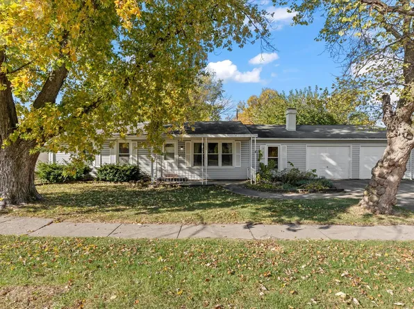 211 S Main St, Argenta, IL 62501