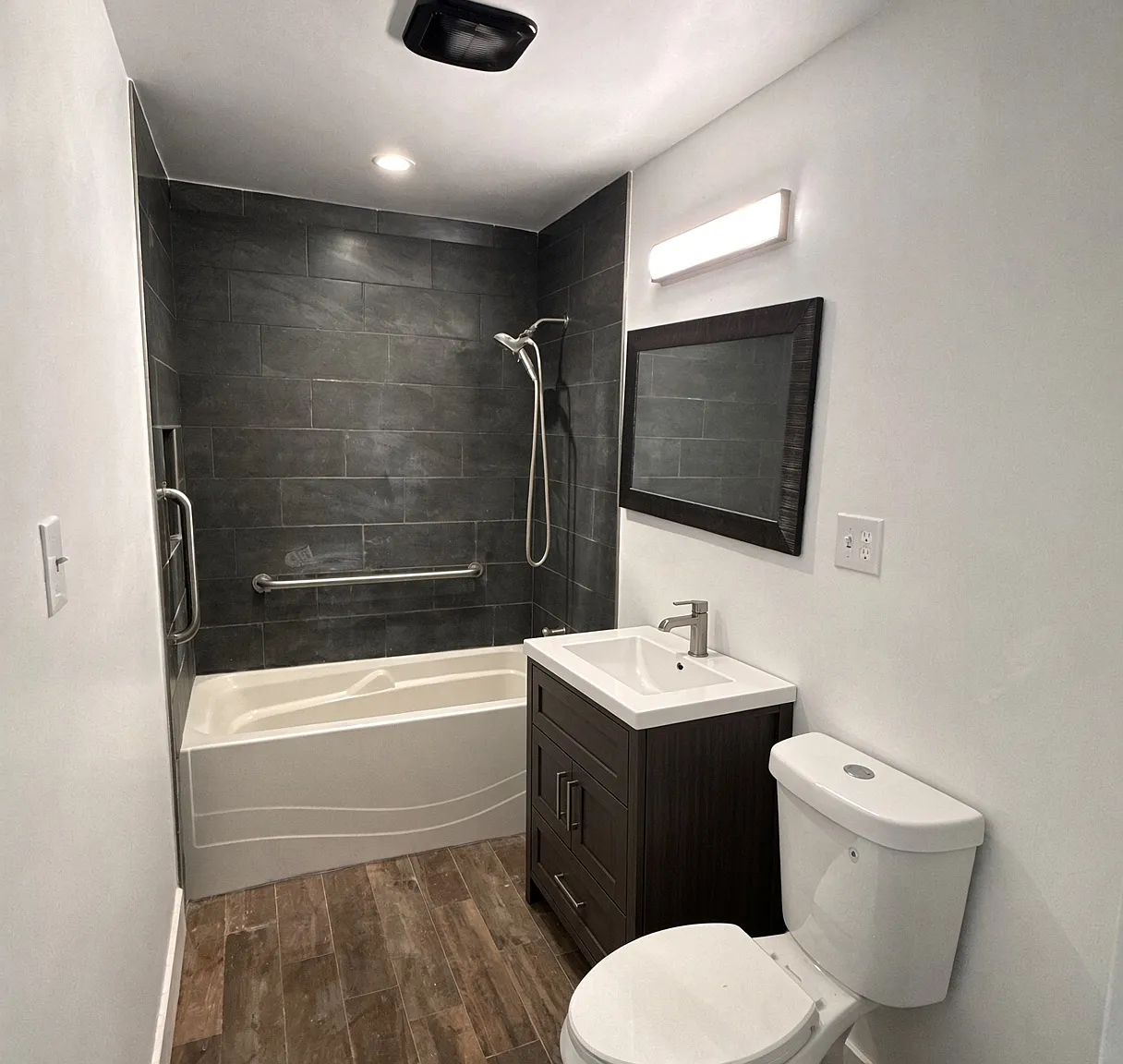 101 Highlawn Ave — Photo 3
