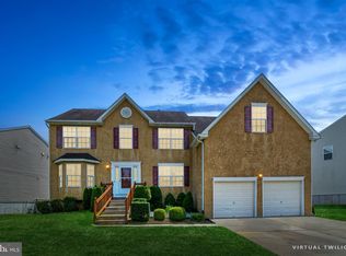 7 Serene Ln, Sicklerville, NJ 08081