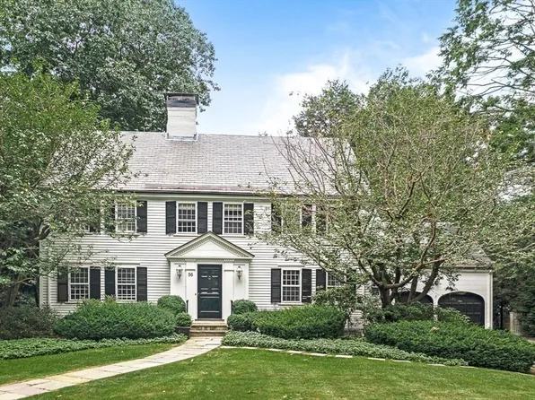 56 Woodcliff Rd, Wellesley, MA 02481