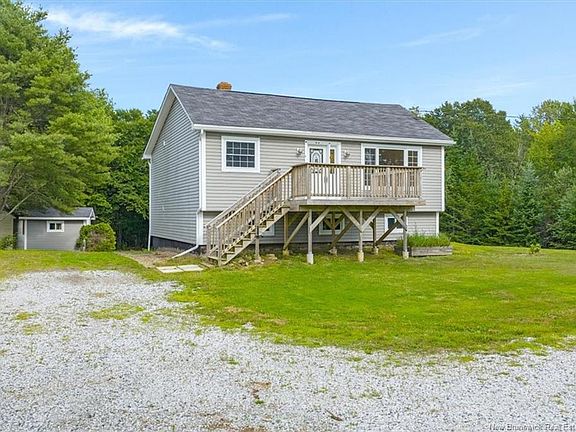 3rd image of 152 Hill Rd