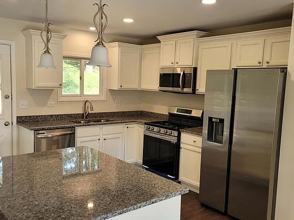3rd image of 5003 W Wonder Lake Dr