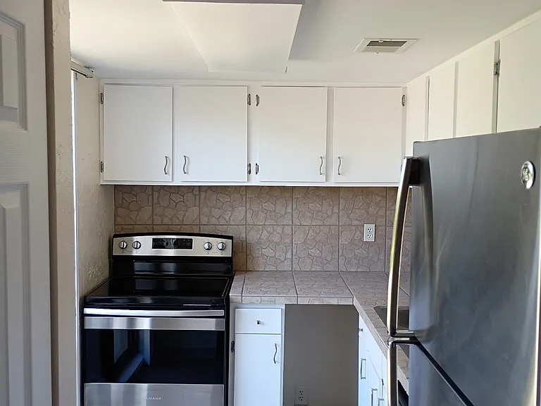 10 Sheoah 2 Blvd — Photo 3