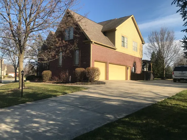 9339 Timberline Dr, Indianapolis, IN 46256