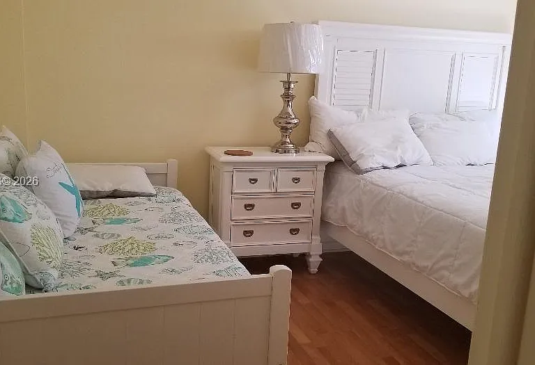1801 S Treasure Dr #302 — Photo 14