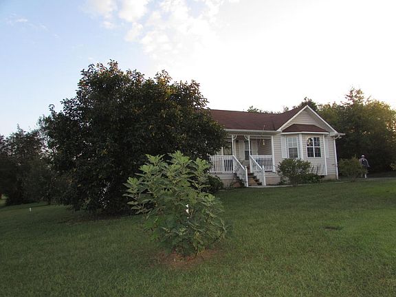 4th image of 311 Short Meadow Ln