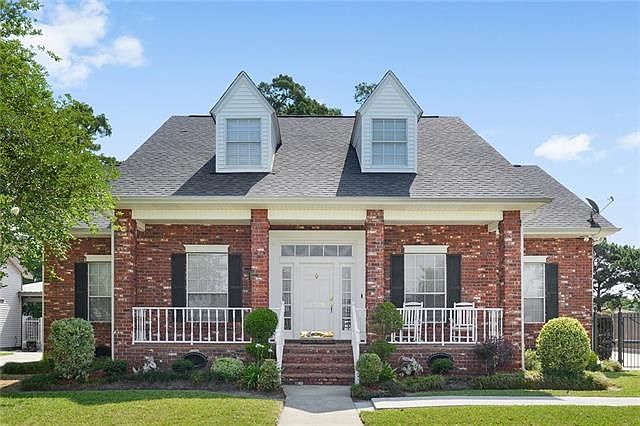 1st image of 1709 Winchester Pl