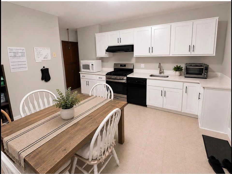 1st image of 23-25 Cushing St #2