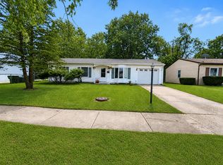 4145 Poplar Ave, Richton Park, IL 60471