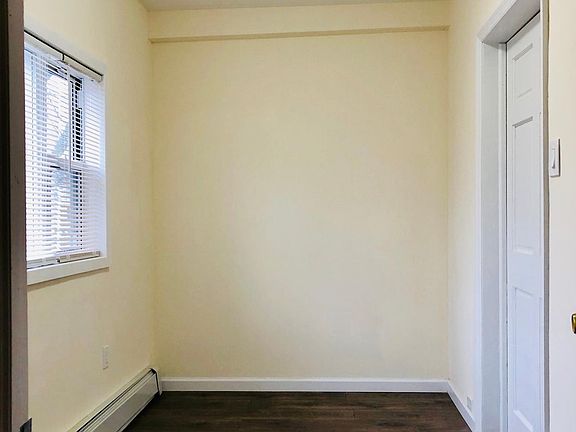 5th image of 9125 85th Ave #1
