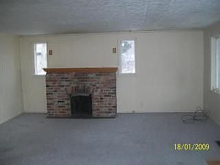 2nd image of 2614 N Memorial Dr