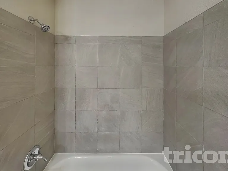 7260 Kidwell Dr — Photo 10