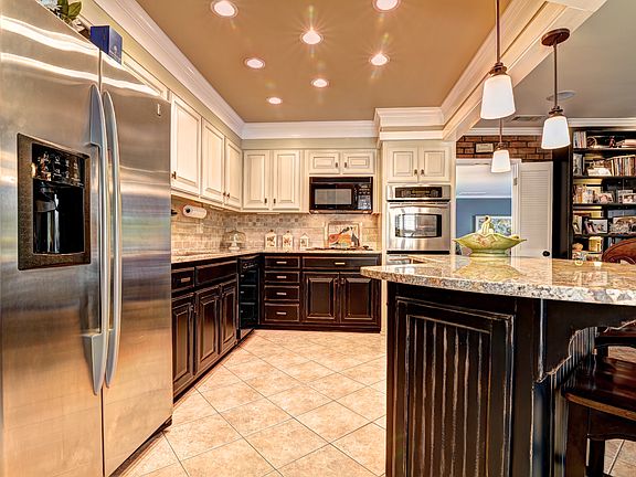 5th image of 3744 Allsborough Dr