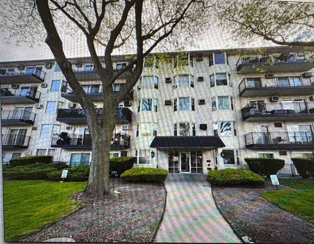 1st image of 5506 Lincoln Ave #A525