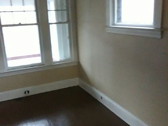 4th image of 12005 Continental Ave