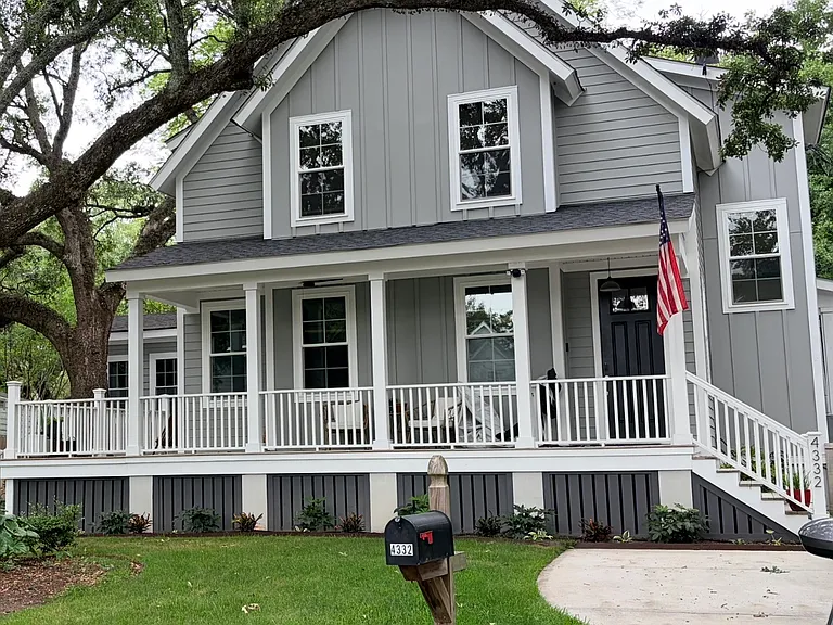 4332 Old Park Rd — Photo 1