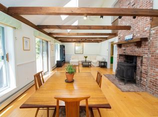 32 Mattapoisett Neck Rd, Mattapoisett, MA 02739