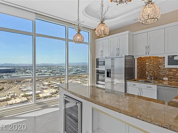 5th image of 4575 Dean Martin Dr Unit 3200