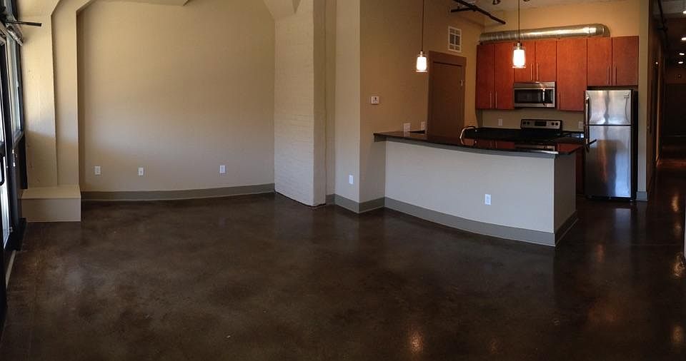 1st image of 806 Wasena Ave SW APT 103