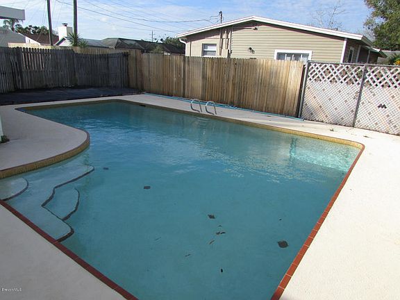 4th image of 950 Cynthia Dr