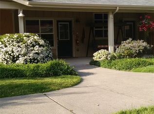 7751 Beacon Pl NE UNIT 103, Bremerton, WA 98311