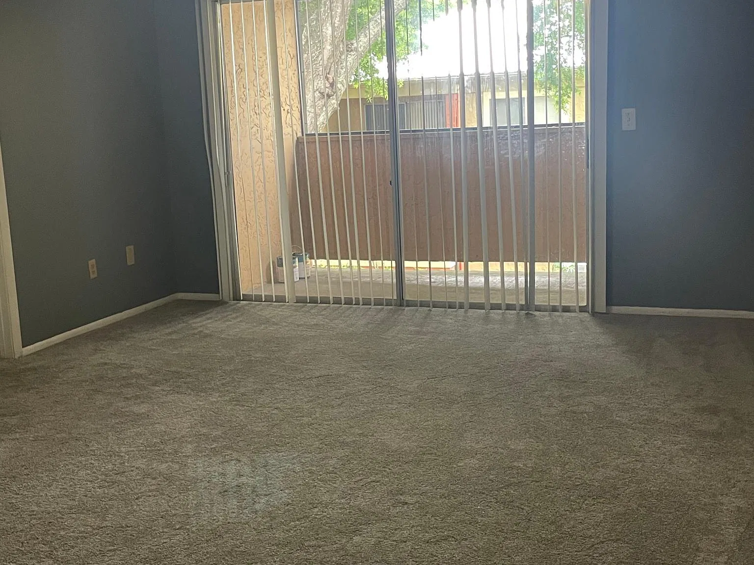 608 Kenwick Cir — Photo 4