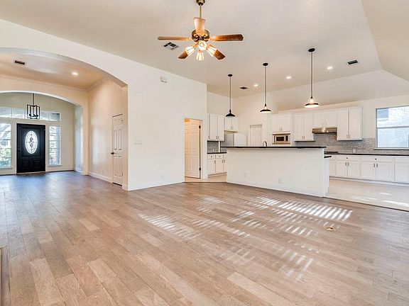 5th image of 11317 Rockwell Ct