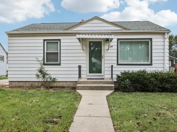 3749 South 24th STREET, Milwaukee, WI 53221