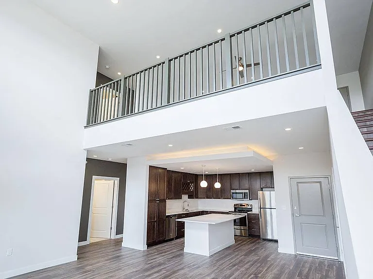 Brookside Apartments — Photo 116