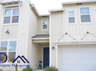 828 Farmhouse Way, Folsom, CA 95630