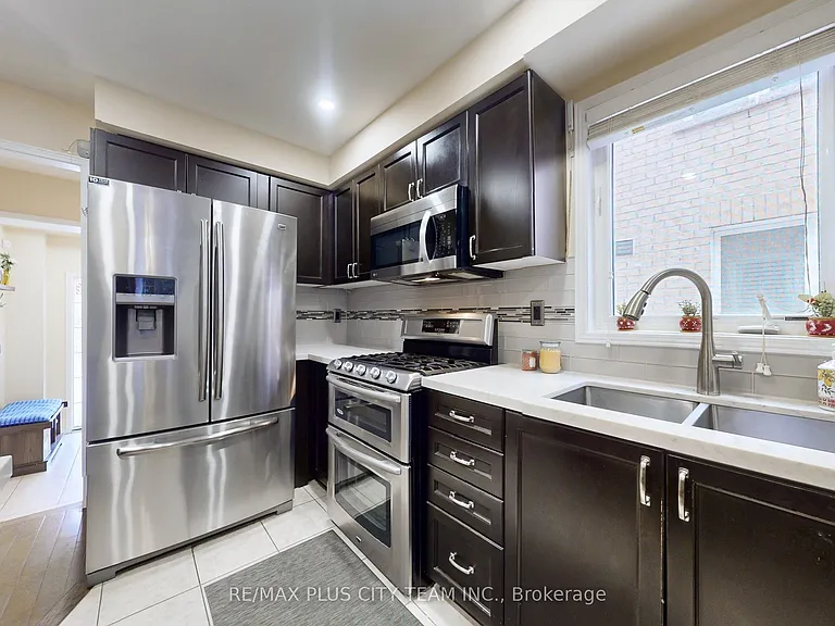 16 Edison Way — Photo 10