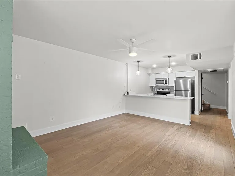 909 Reinli St #101 — Photo 10
