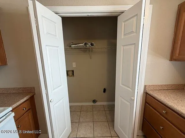 2 bed, 1.5 bath, 1000 sqft, $900 — Photo 4