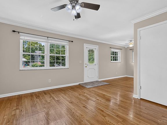 4th image of 5535 Chandler St