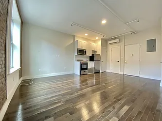 Rented by Bruma Realty LLC