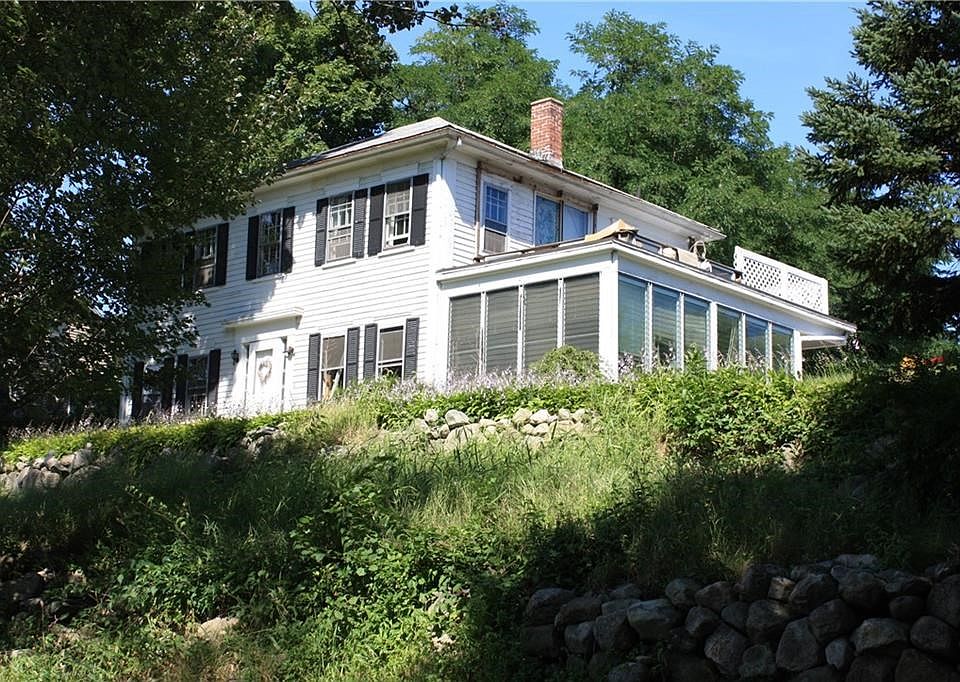 1st image of 93 Waterman Ave