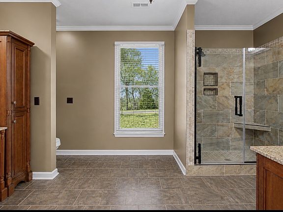 59th image of 327 Stoneybrook Rd