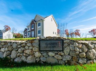 33 Fieldstone Ln, Billerica, MA 01821