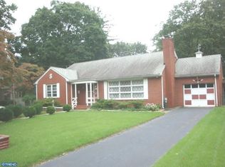 36 E Walnut Ave, Merchantville, NJ 08109