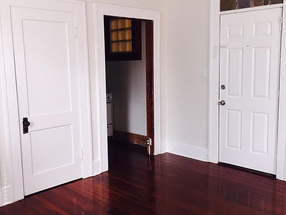 3rd image of 436 4th Ave S APT 5