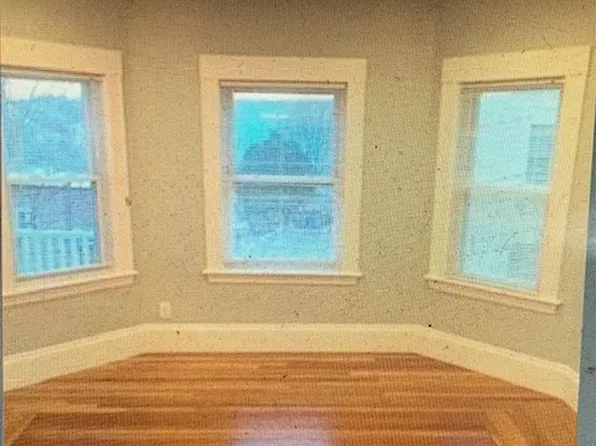 7 Acton St #2, Arlington, MA 02476