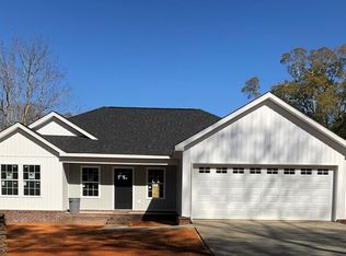 568 Bateman Dr, Slocomb, AL 36375