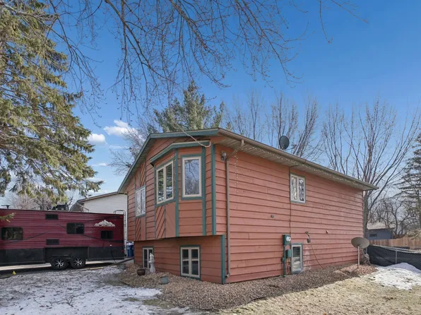 720 12th St N, Sauk Rapids, MN 56379