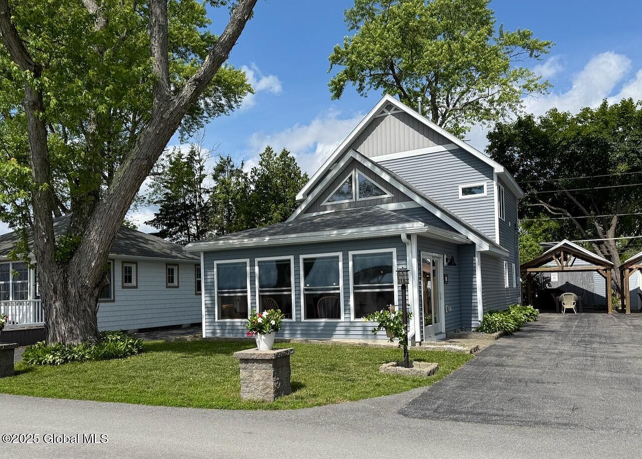 1st image of 8 Riley Cove Road