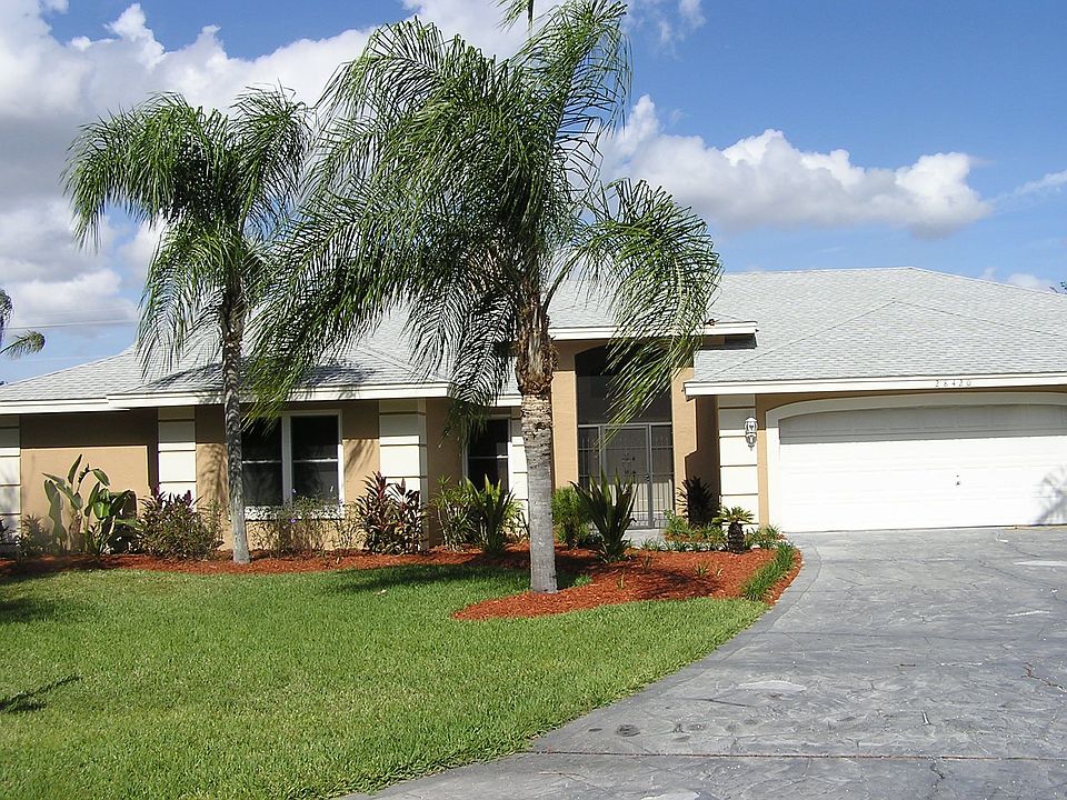 1st image of 28420 Winthrop Cir