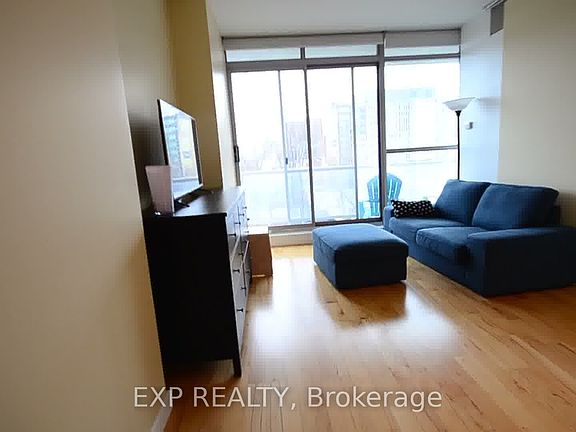 3rd image of 179 George St #502