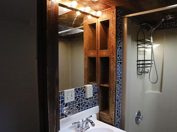 5th image of 2615 Jay Ave #2