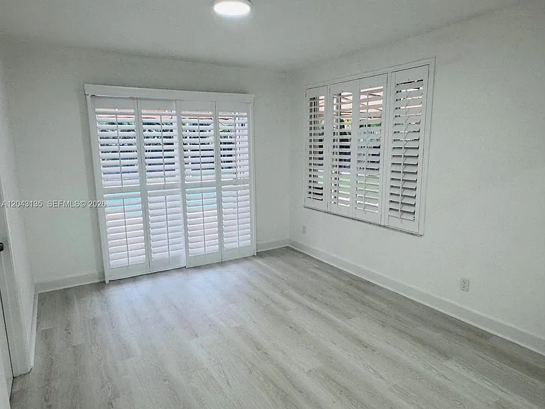 2271 SW 30th Ter — Photo 7