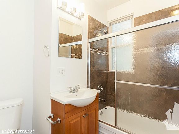 5th image of 1914 W Henderson St #114
