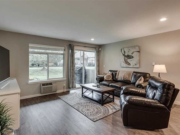 5th image of 22855 E Country Vista Dr APT 351
